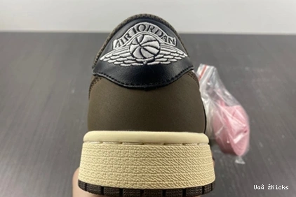 Air CQ4277- low 8086 1 169 Scott DailyWear Jordan Travis x 0924
